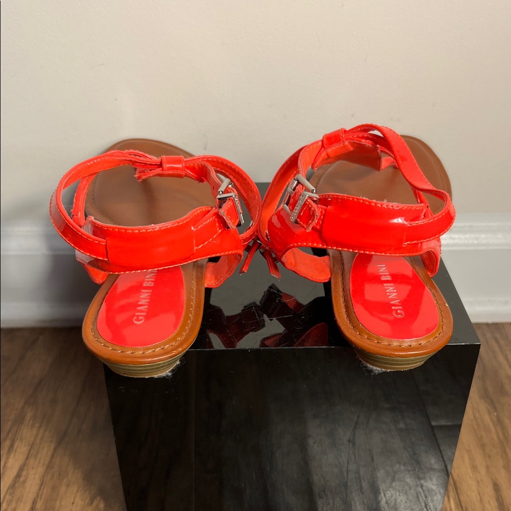 Giani Bernini Women's Bright Red Sandals - Picture 4 of 6